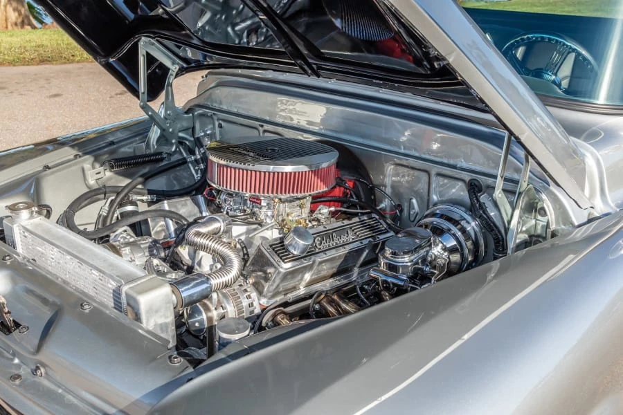 1959 Chevrolet Task Force - Image 8 of 12