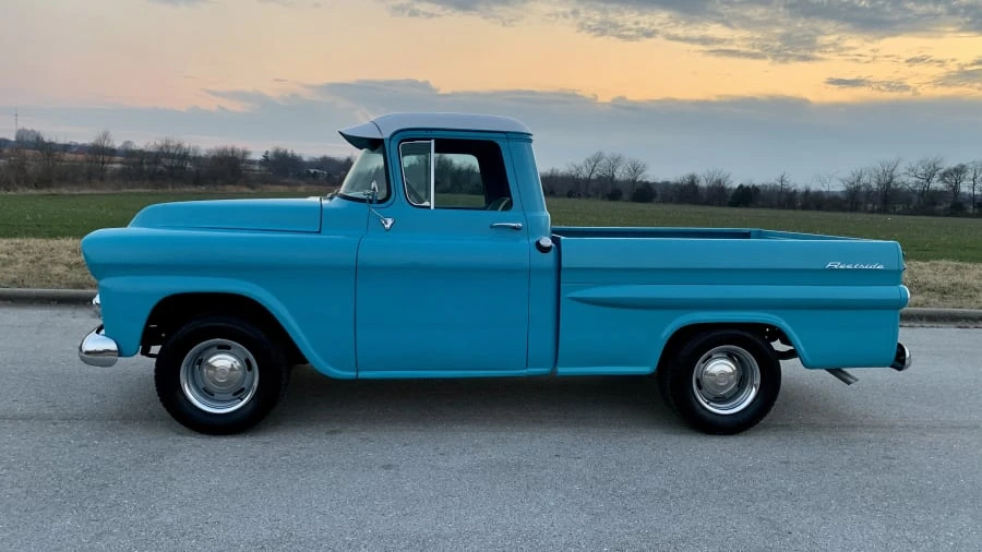 1959 Chevrolet Task Force - Image 2 of 9