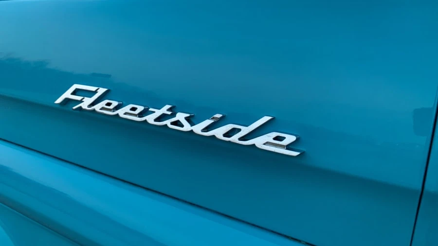 1959 Chevrolet Task Force - Image 6 of 9