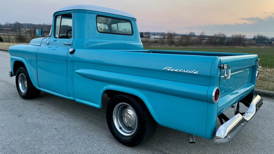 1959 Chevrolet Task Force - Image 8 of 9