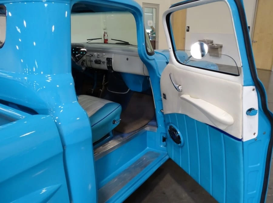 1959 Chevrolet Task Force - Image 3 of 12