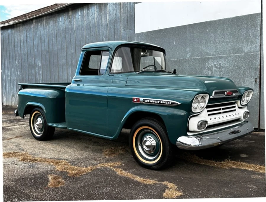1959 Chevrolet Task Force - Image 9 of 19