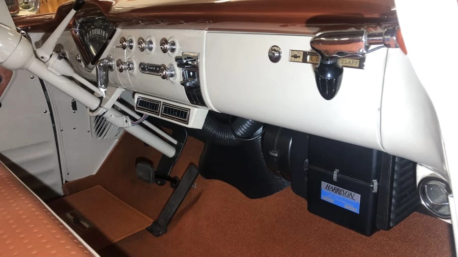 1959 Chevrolet Task Force - Image 4 of 14