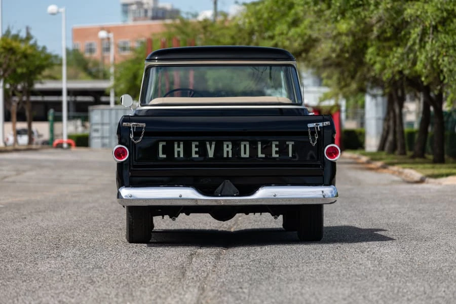 1959 Chevrolet Task Force - Image 5 of 29