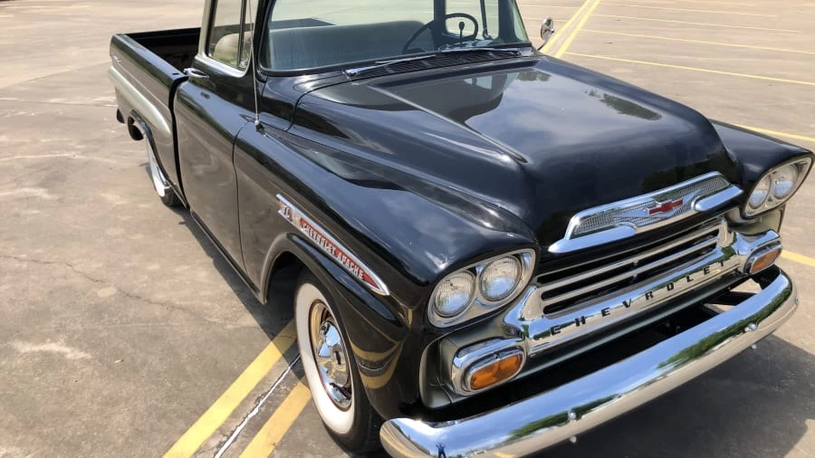 1959 Chevrolet Task Force - Image 9 of 10