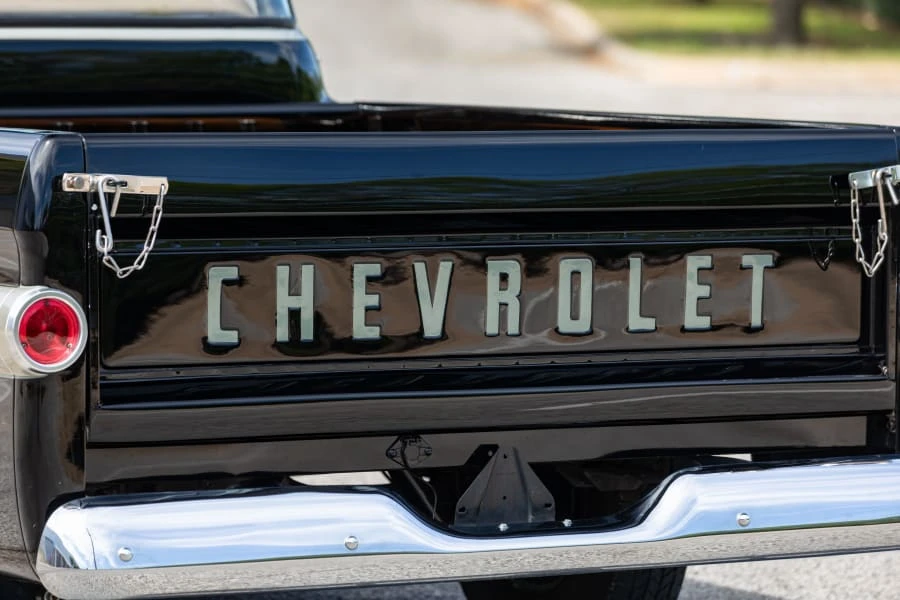 1959 Chevrolet Task Force - Image 11 of 29