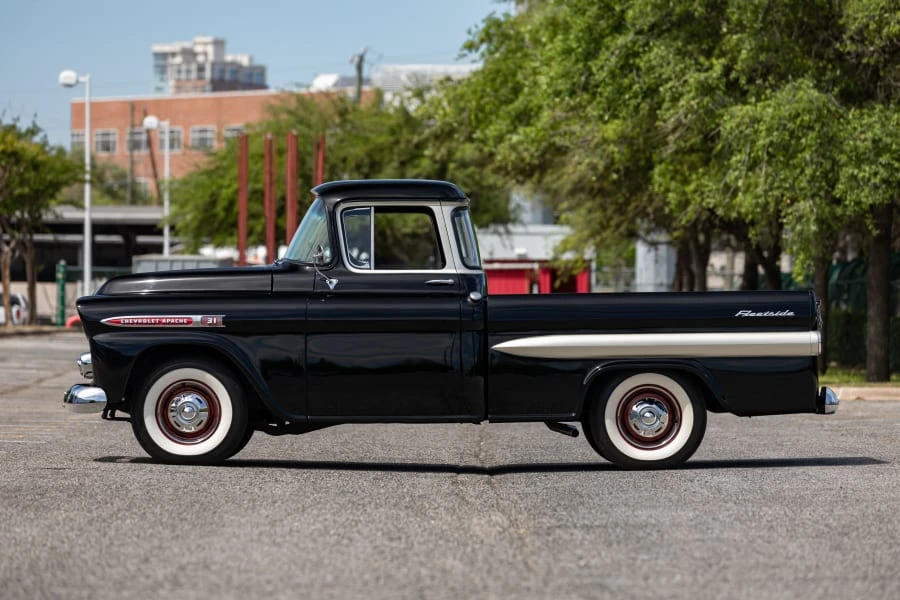 1959 Chevrolet Task Force - Image 16 of 29