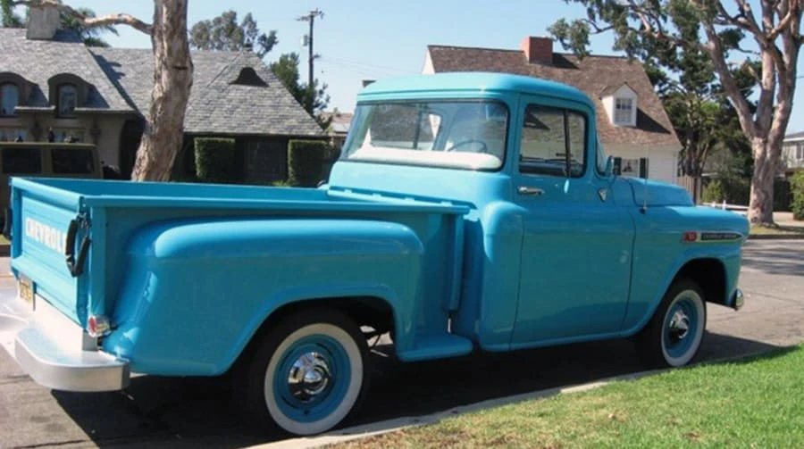 1959 Chevrolet Task Force - Image 2 of 4