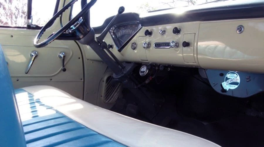 1959 Chevrolet Task Force - Image 3 of 4