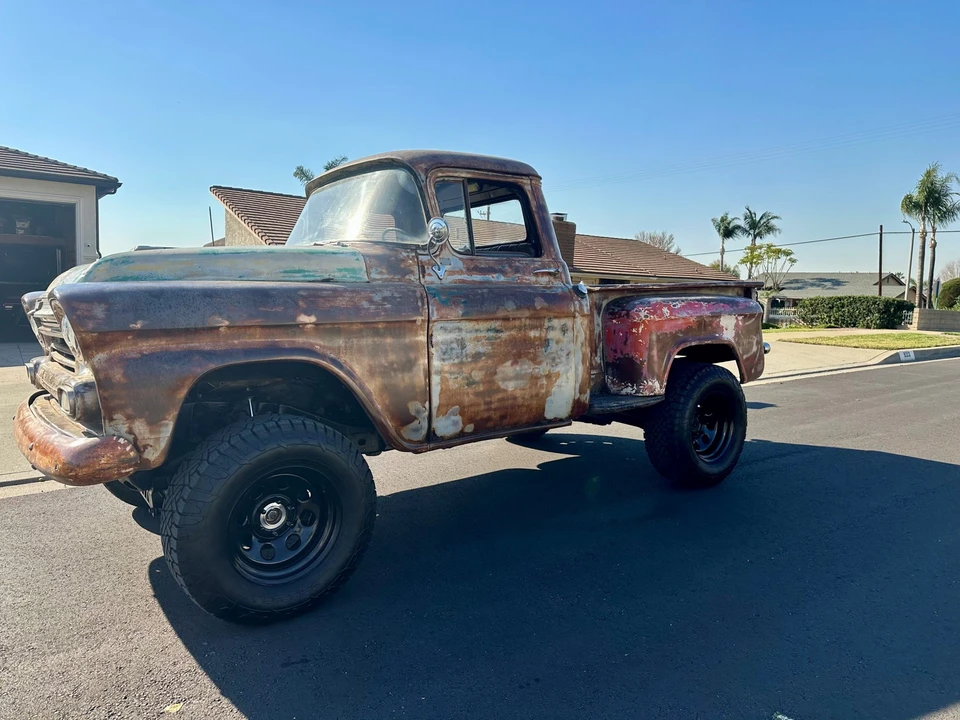 1959 Chevrolet Task Force - Image 6 of 31