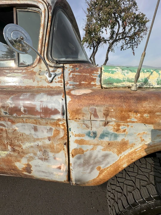 1959 Chevrolet Task Force - Image 25 of 31