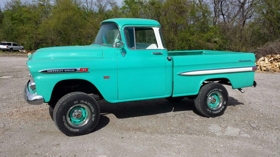 1959 Chevrolet Task Force - Image 2 of 3
