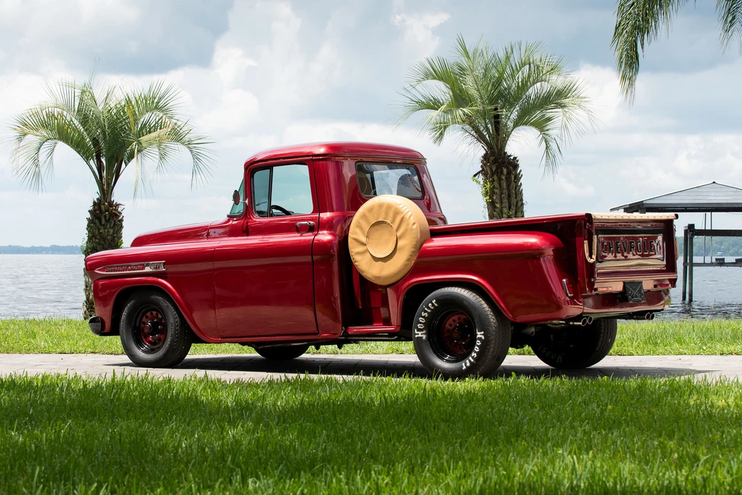 1959 Chevrolet Task Force - Image 10 of 31