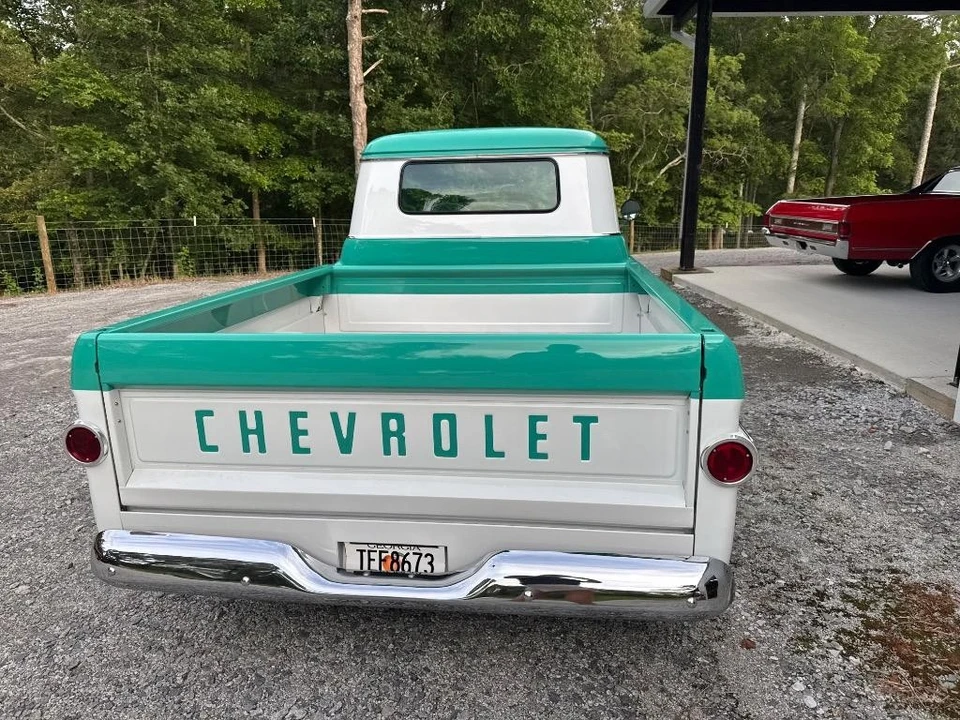 1959 Chevrolet Task Force - Image 8 of 21