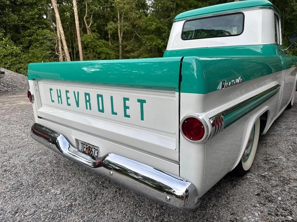 1959 Chevrolet Task Force - Image 10 of 21