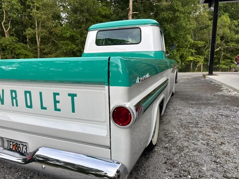 1959 Chevrolet Task Force - Image 11 of 21