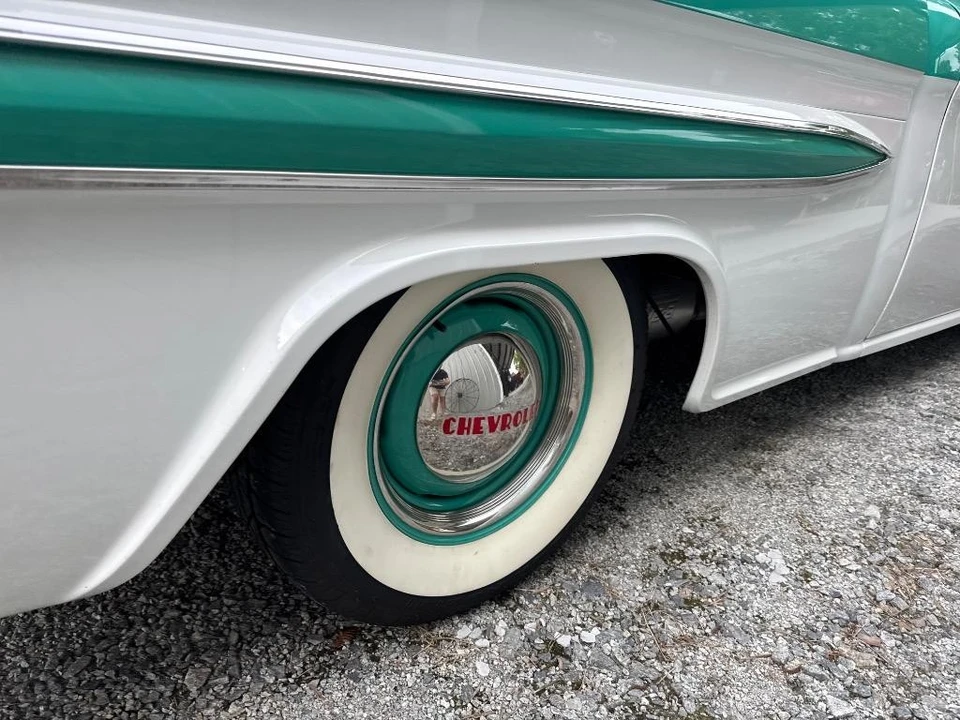 1959 Chevrolet Task Force - Image 13 of 21