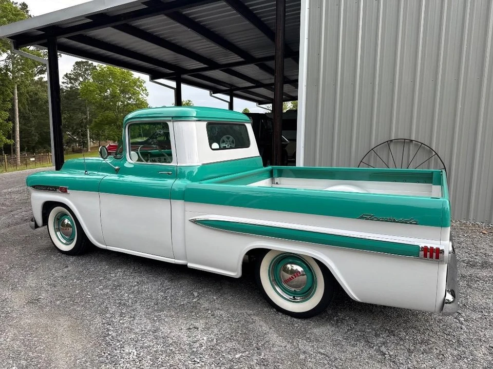 1959 Chevrolet Task Force - Image 5 of 21