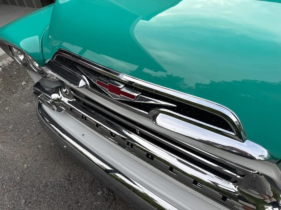 1959 Chevrolet Task Force - Image 19 of 21