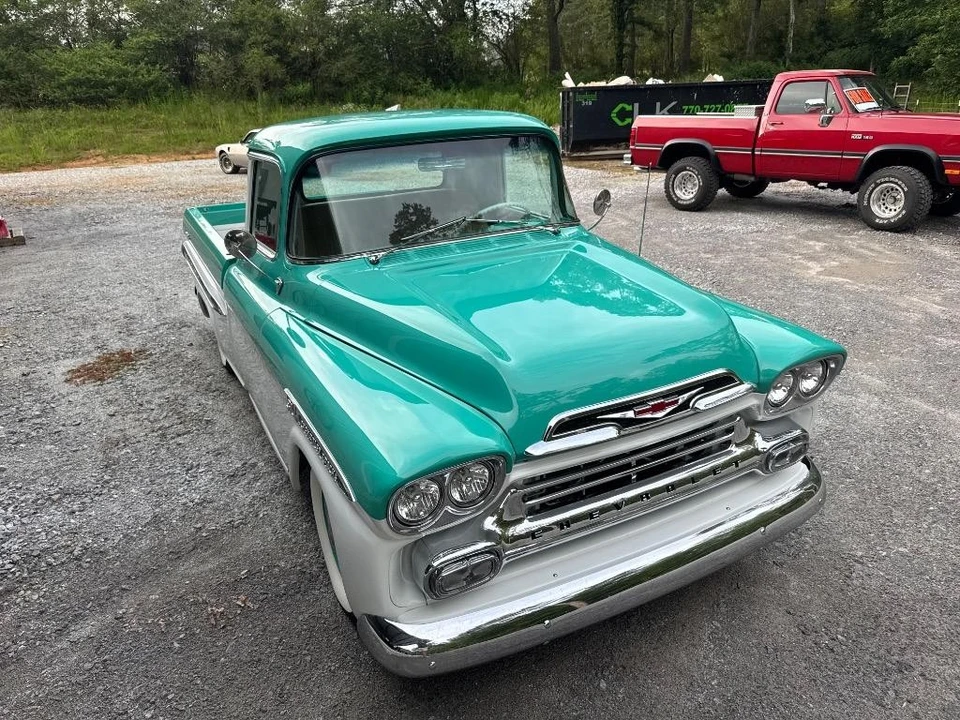 1959 Chevrolet Task Force - Image 17 of 21
