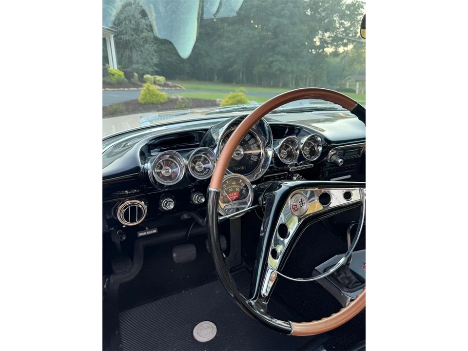 1959 Chevrolet Biscayne - Image 13 of 31