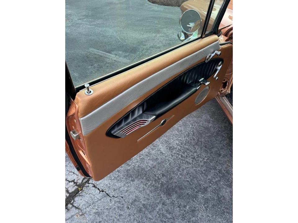 1959 Chevrolet Biscayne - Image 10 of 31