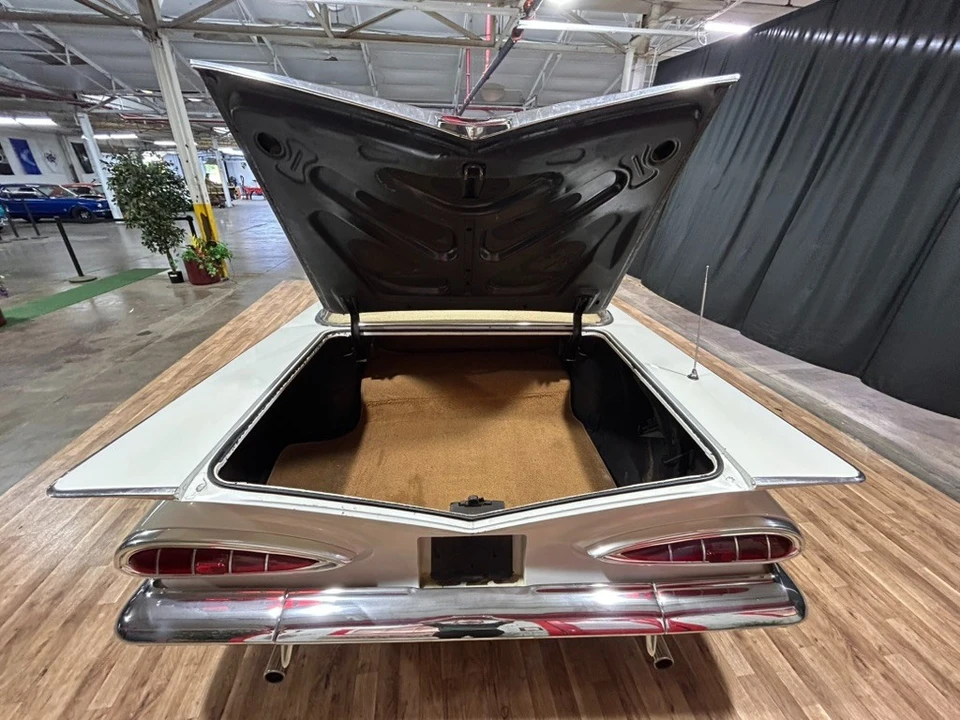 1959 Chevrolet Biscayne - Image 9 of 23