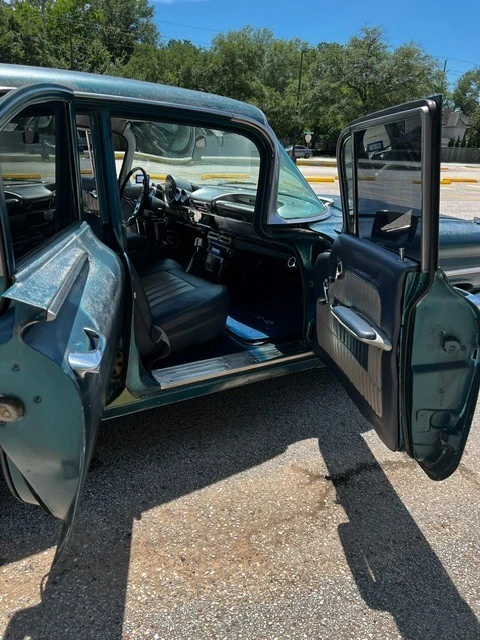 1959 Chevrolet Biscayne - Image 22 of 31