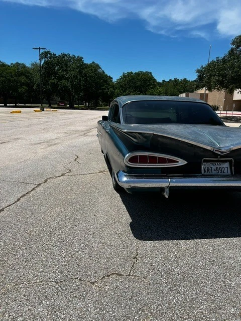 1959 Chevrolet Biscayne - Image 11 of 31