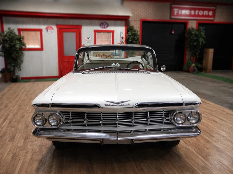 1959 Chevrolet Biscayne - Image 6 of 10