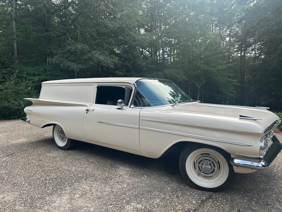 1959 Chevrolet Biscayne - Image 11 of 31