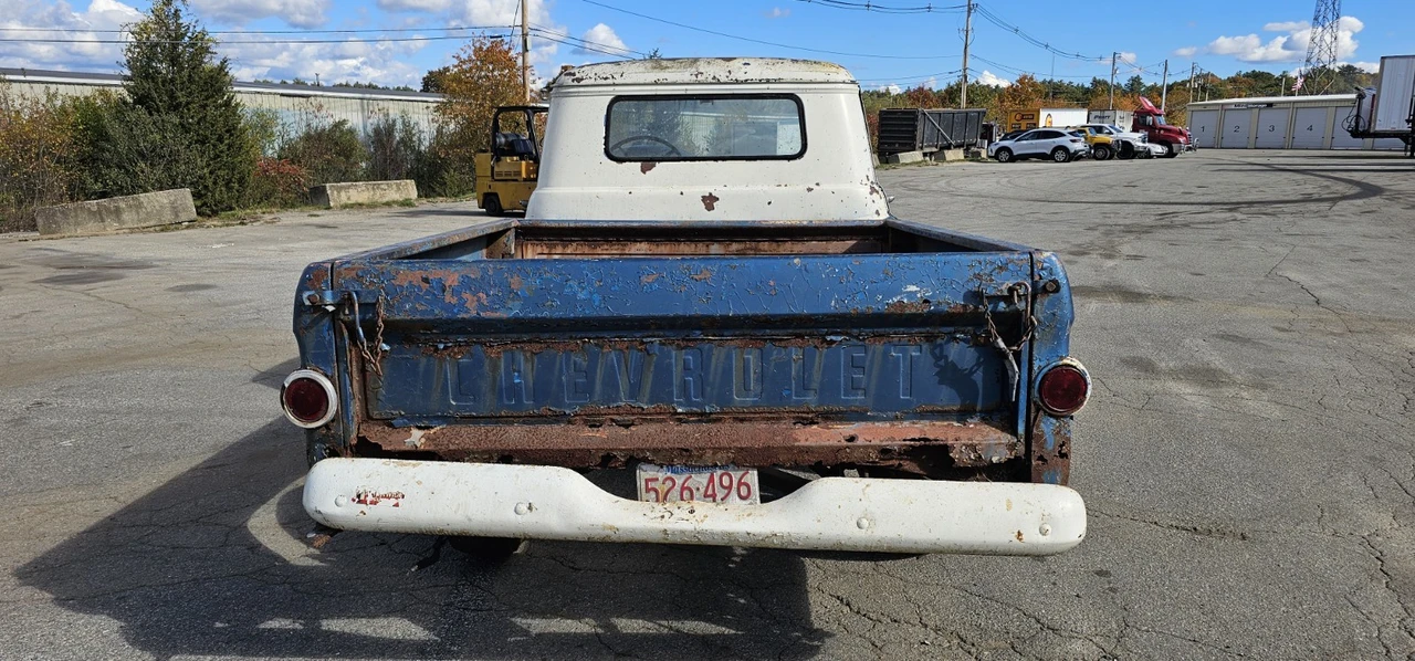 1959 Chevrolet Task Force - Image 4 of 13