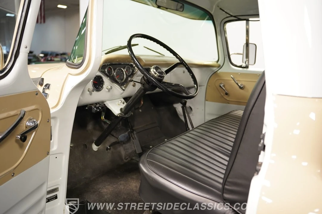 1959 Chevrolet Task Force - Image 5 of 12