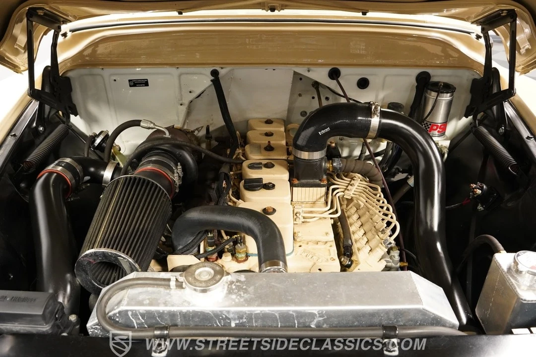 1959 Chevrolet Task Force - Image 4 of 12
