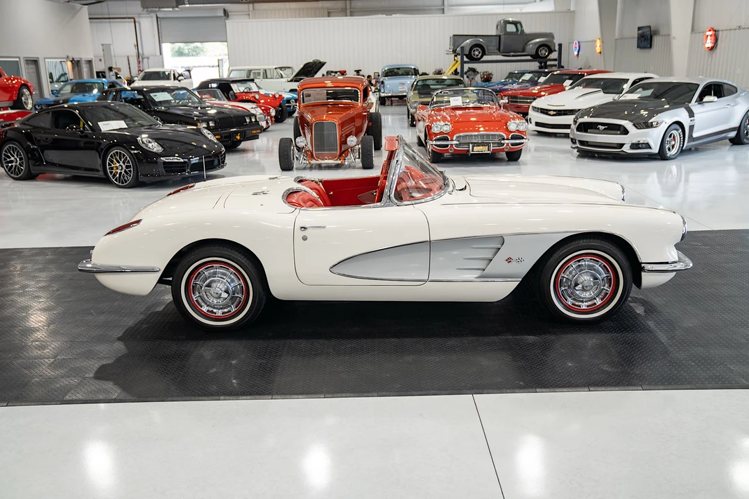 1959 Chevrolet Corvette C1 - Image 14 of 31