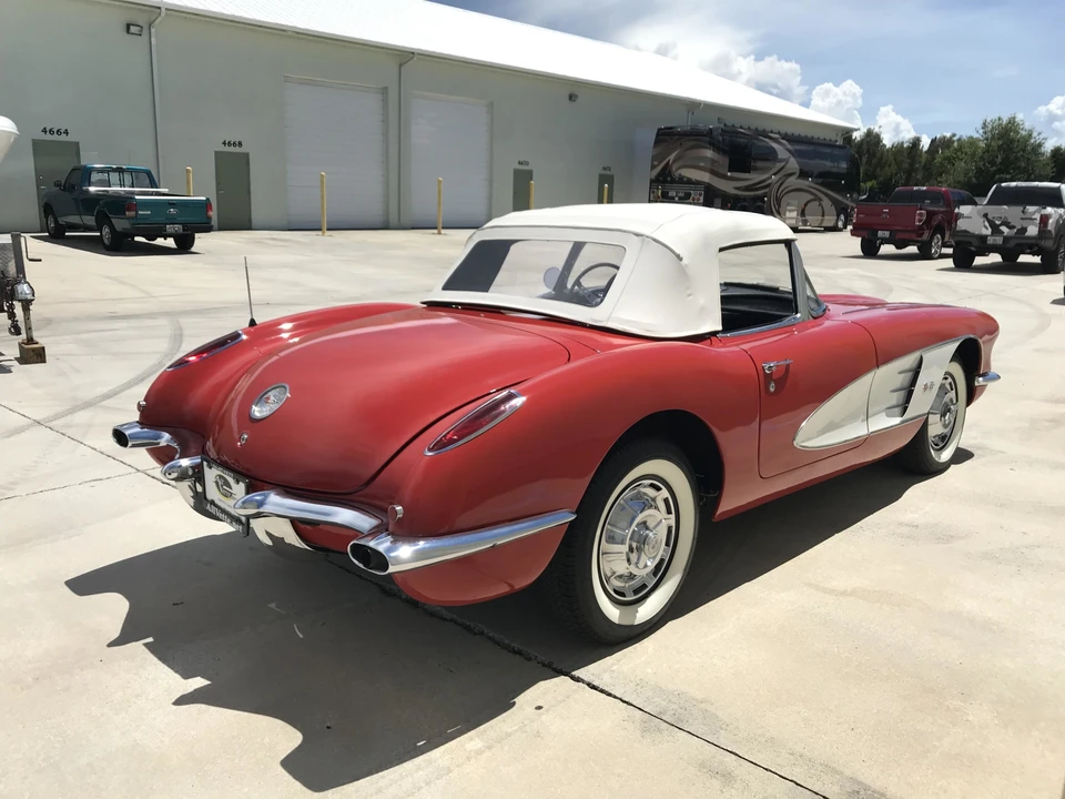 1959 Chevrolet Corvette C1 - Image 16 of 31
