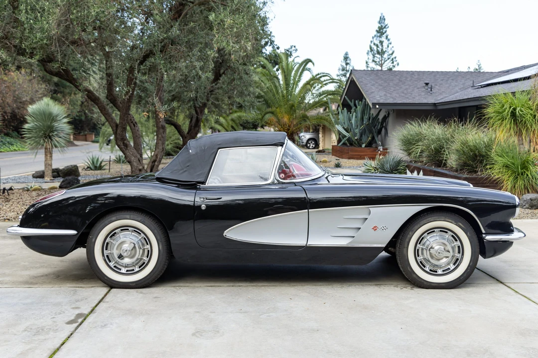 1959 Chevrolet Corvette C1 - Image 14 of 31