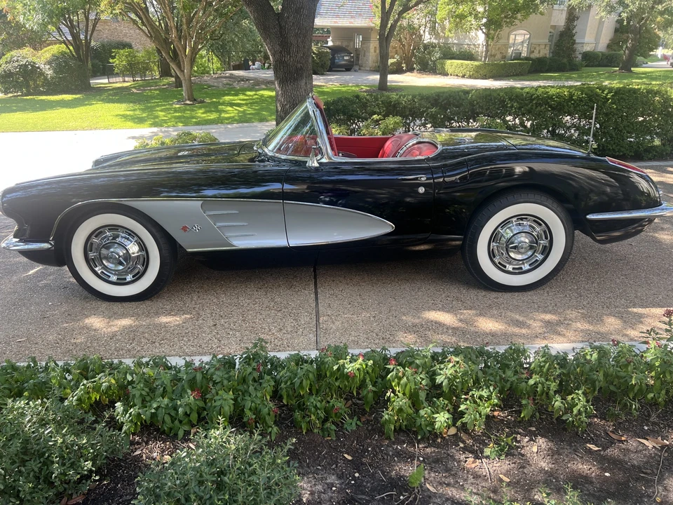 1959 Chevrolet Corvette C1 - Image 10 of 31