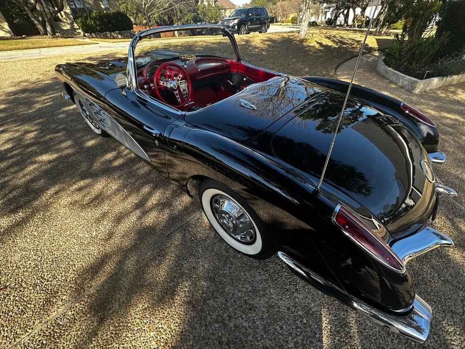 1959 Chevrolet Corvette C1 - Image 14 of 21