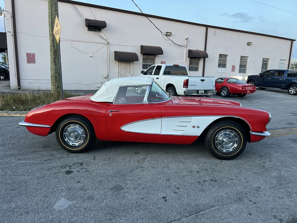 1959 Chevrolet Corvette C1 - Image 13 of 21
