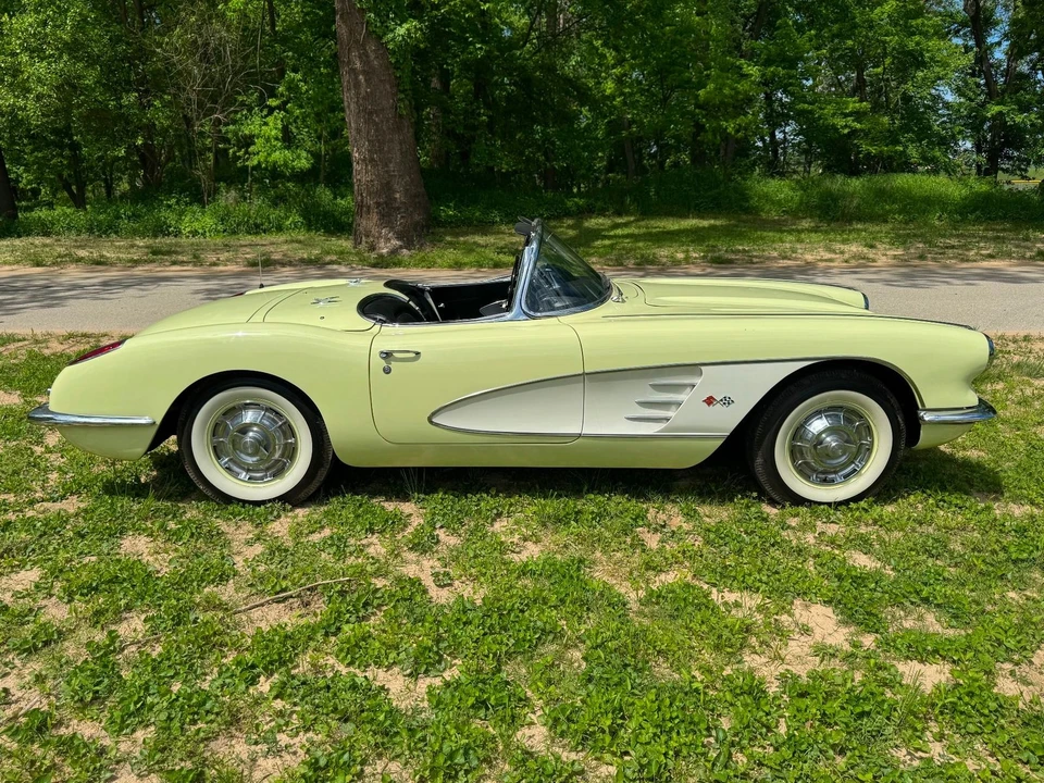 1959 Chevrolet Corvette C1 - Image 8 of 12