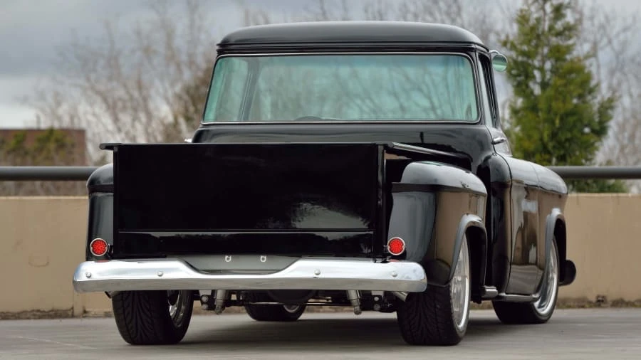 1959 Chevrolet Task Force - Image 10 of 31