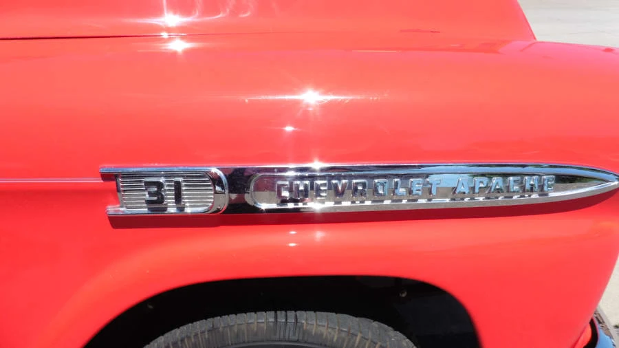 1959 Chevrolet Task Force - Image 8 of 12