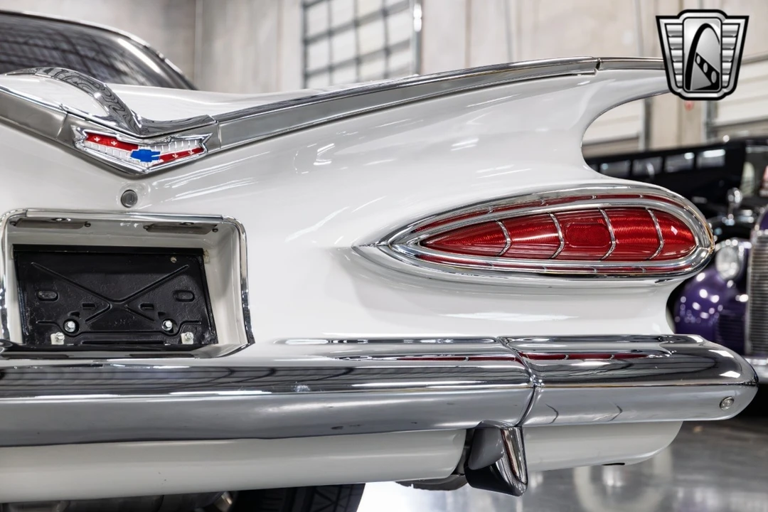 1959 Chevrolet Impala 1st Gen - Image 10 of 12