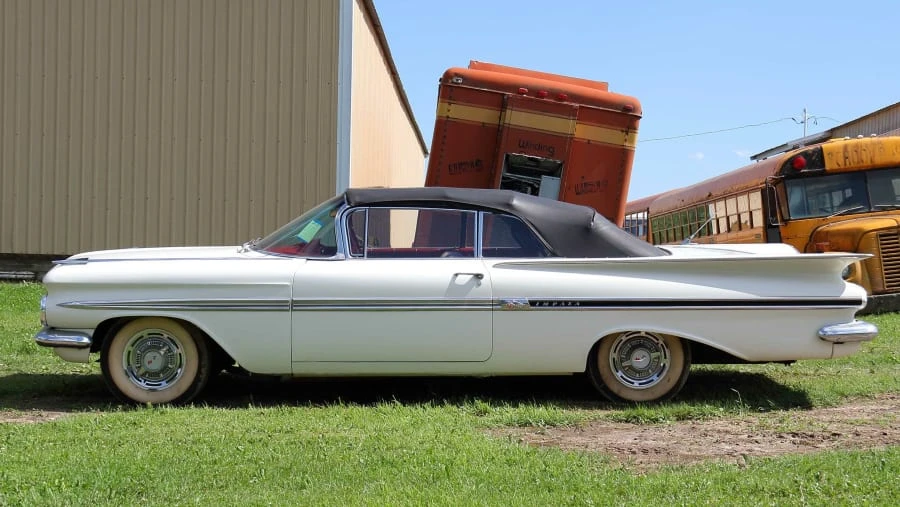 1959 Chevrolet Impala 2nd Gen - Image 2 of 15