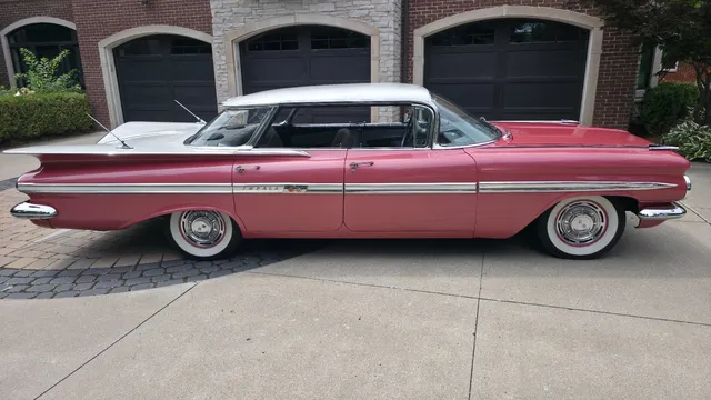 1959 Chevrolet Impala Sport Sedan