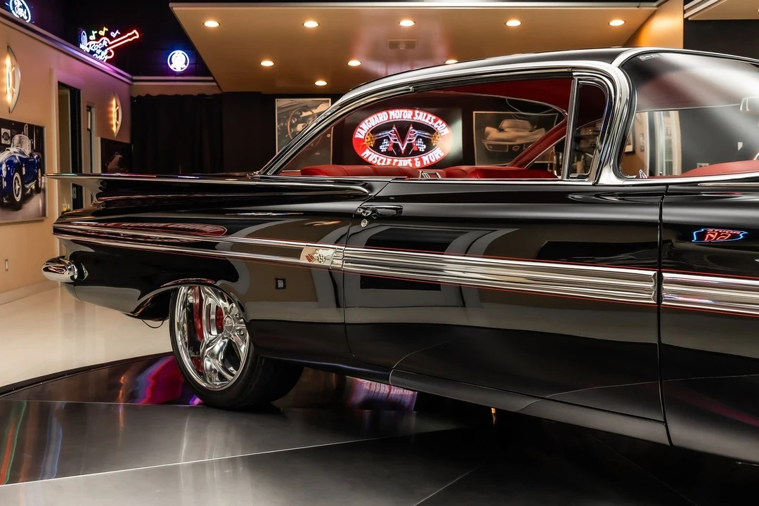 1959 Chevrolet Impala - Image 23 of 24