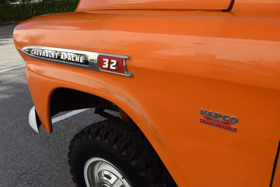 1959 Chevrolet Task Force - Image 9 of 12