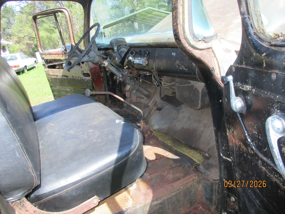 1959 Chevrolet Task Force - Image 18 of 21