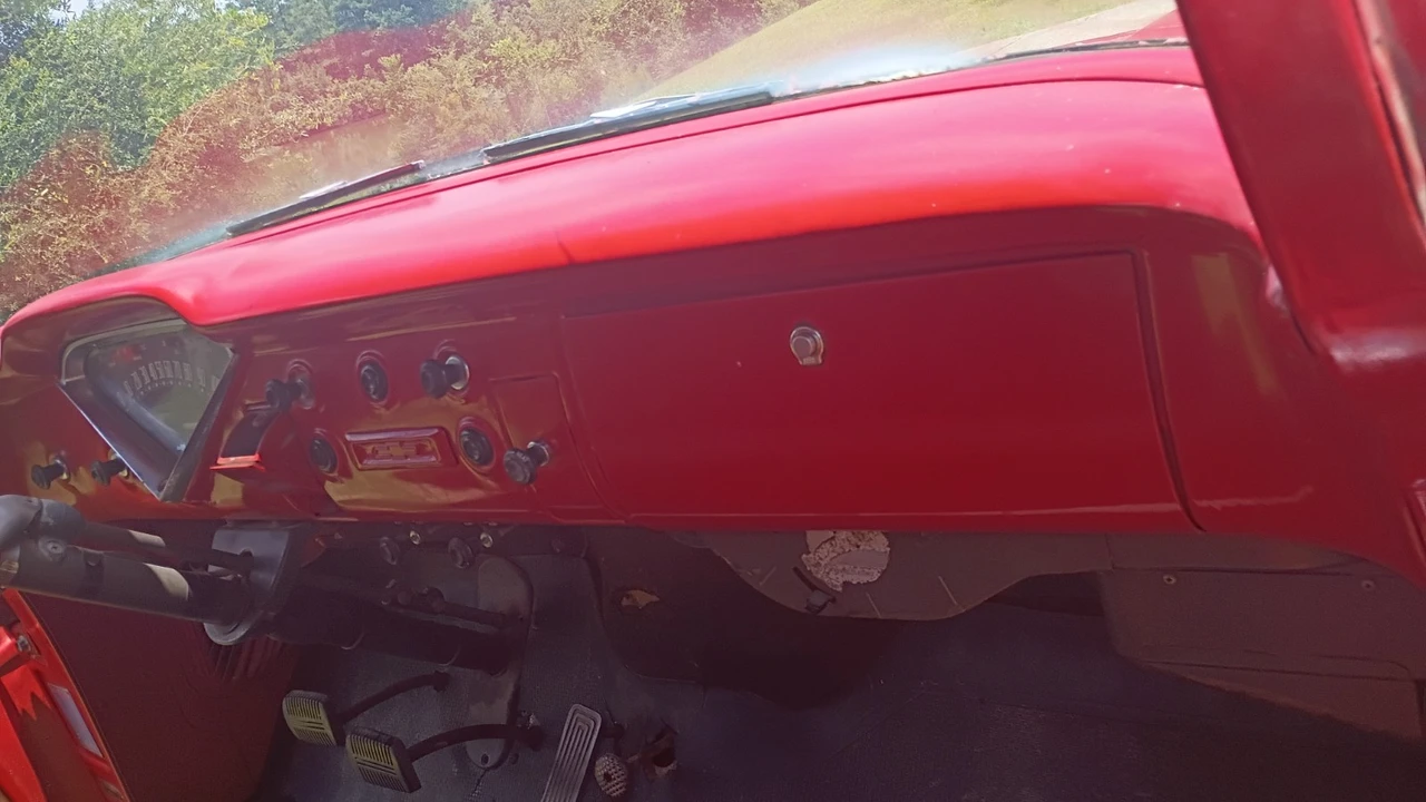 1959 Chevrolet Task Force - Image 13 of 19